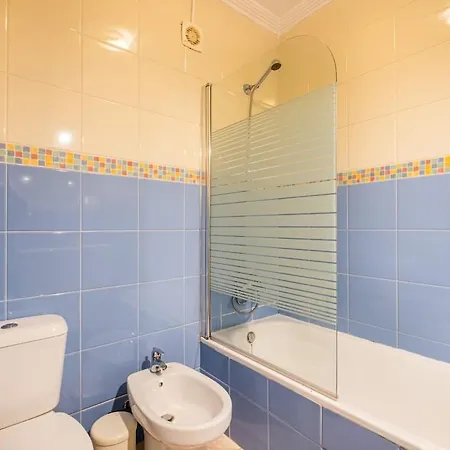 Apartament Casa Logan, 2 Bedroom With Terrace & Pool *
