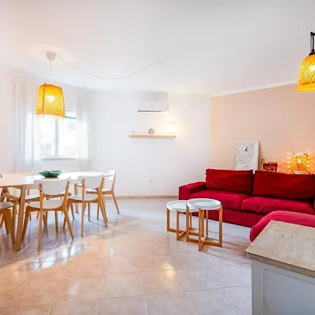 Casa Logan, 2 Bedroom With Terrace & Pool