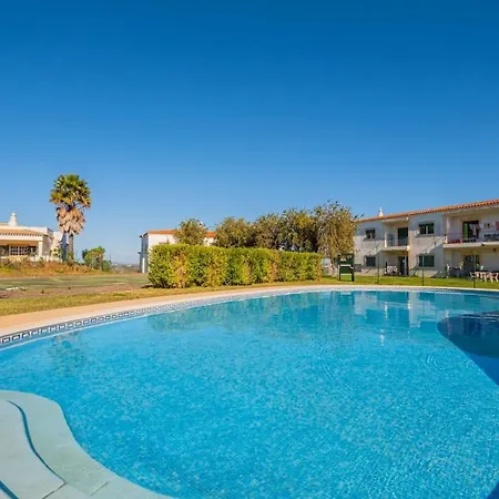 Apartament Casa Logan, 2 Bedroom With Terrace & Pool