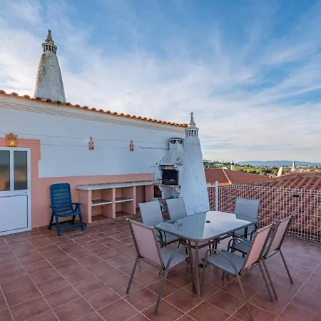 Apartament Casa Logan, 2 Bedroom With Terrace & Pool