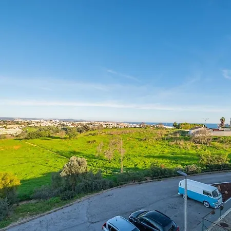 Casa Logan, 2 Bedroom With Terrace & Pool * Albufeira