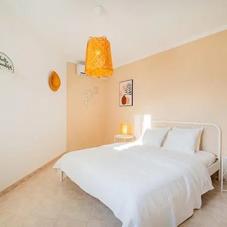 Casa Logan, 2 Bedroom With Terrace & Pool Apartament Albufeira