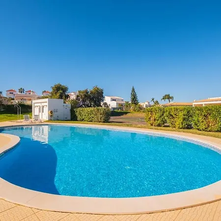 Casa Logan, 2 Bedroom With Terrace & Pool