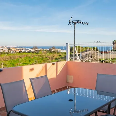 Apartament Casa Logan, 2 Bedroom With Terrace & Pool