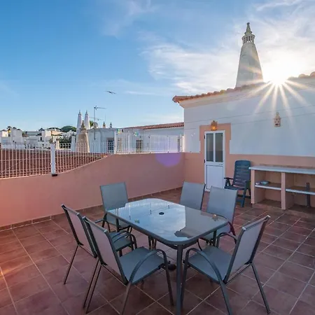 Casa Logan, 2 Bedroom With Terrace & Pool Apartament
